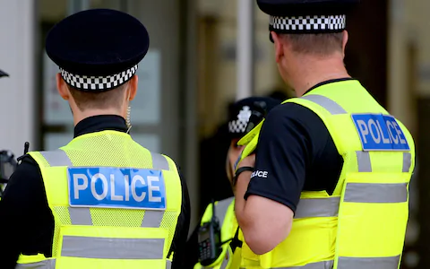 Laporan: Polisi Metropolitan London Secara Institusi Rasis, Misogonis Dan Homofobik